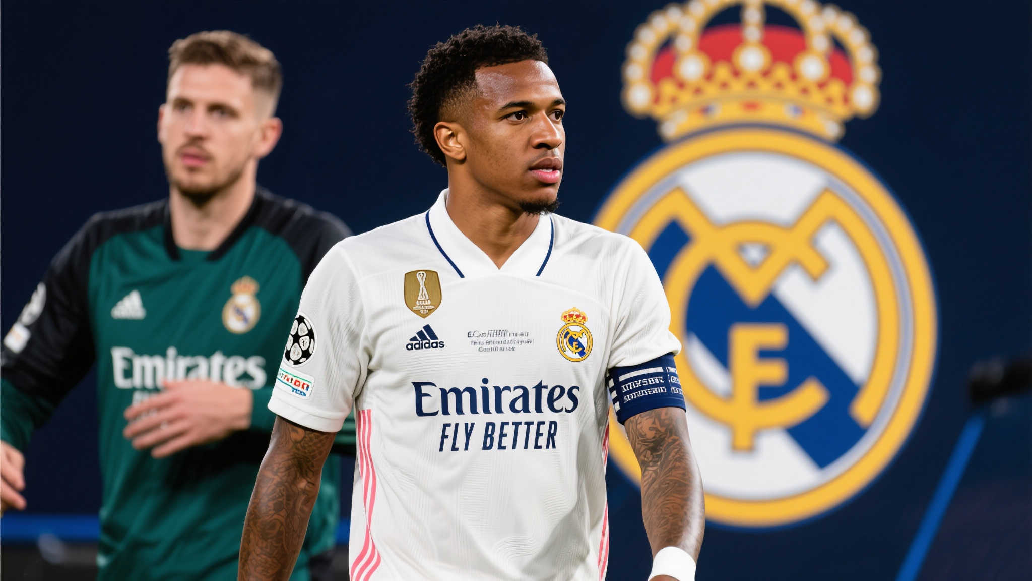 罗马诺宣布：曼联欲售加纳乔6000万，四大边锋受关注